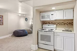 413 E 9120 S, Sandy, UT 84070 - Photo 26