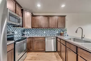 2539 N Cypress Way W, Lehi, UT 84048 - Photo 10