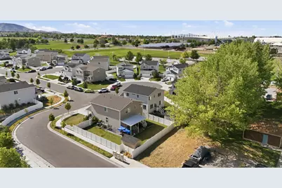 5925 S Olympic Vw, Kearns, UT 84118 - Photo 32
