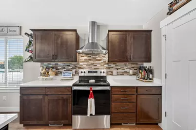 5925 S Olympic Vw, Kearns, UT 84118 - Photo 4