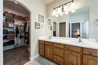 6716 W Hunter Crest Cir, West Valley, UT 84128 - Photo 10