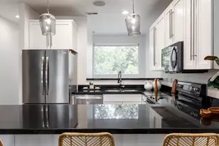 320 W 700 N, Salt Lake City, UT 84103 - Photo 8