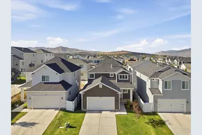 7219 N Green Pasture Ln, Eagle Mountain, UT 84005 - Photo 2
