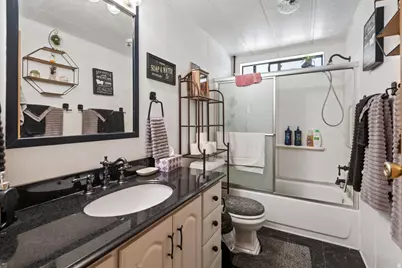 1111 N 2000 W #220, Farr West, UT 84404 - Photo 14