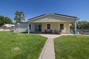 1106 Lance Ave, Moab, UT 84532 - Photo 1