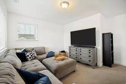 4128 E Sun Crest Dr, Eagle Mountain, UT 84005 - Photo 14