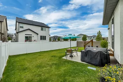4128 E Sun Crest Dr, Eagle Mountain, UT 84005 - Photo 32