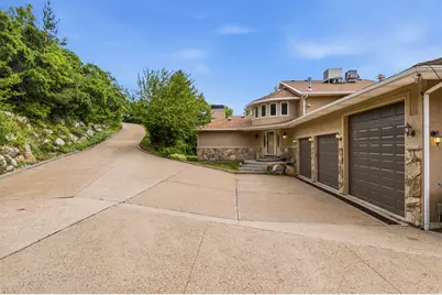 6169 S 2850 E, Uintah, UT 84403 - Photo 6