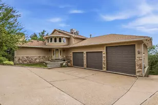 6169 S 2850 E, Uintah, UT 84403 - Photo 2