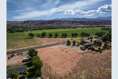 3190 S Spanish Valley Dr, Moab, UT 84532 - Photo 24