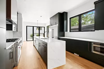 926 S 800 E #A, Salt Lake City, UT 84105 - Photo 4
