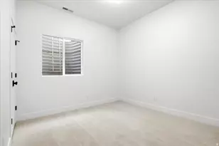 926 S 800 E, Salt Lake City, UT 84105 - Photo 30