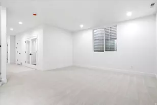 926 S 800 E, Salt Lake City, UT 84105 - Photo 26