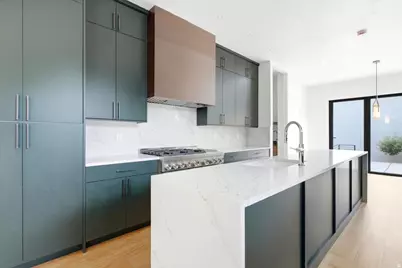 926 S 800 E #A, Salt Lake City, UT 84105 - Photo 2