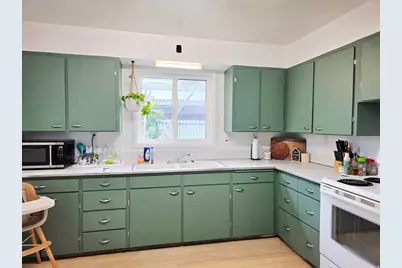 157 N 300 W, Price, UT 84501 - Photo 4