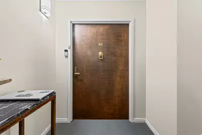 910 S Donner Way #603, Salt Lake City, UT 84108 - Photo 4