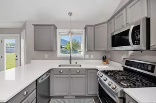 406 Meadow Ln, Providence, UT 84332 - Photo 8