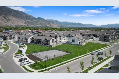 10023 N Featherstone Dr, Highland, UT 84003 - Photo 30
