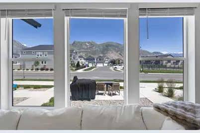 10023 N Featherstone Dr, Highland, UT 84003 - Photo 4
