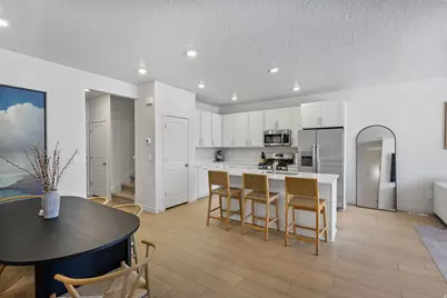 10023 N Featherstone Dr, Highland, UT 84003 - Photo 8