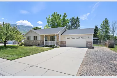 143 W 450 N, Santaquin, UT 84655 - Photo 2