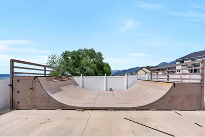 76 N Sunset Dr, Vineyard, UT 84059 - Photo 52