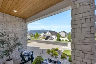 76 N Sunset Dr, Vineyard, UT 84059 - Photo 8