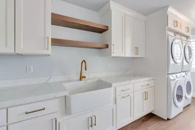 76 N Sunset Dr, Vineyard, UT 84059 - Photo 46