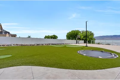 76 N Sunset Dr, Vineyard, UT 84059 - Photo 48