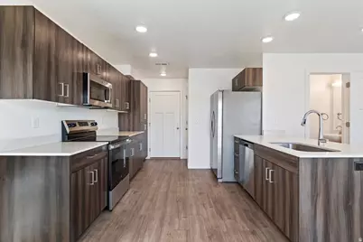 1177 W Shady Brook Ln #4, West Haven, UT 84401 - Photo 1