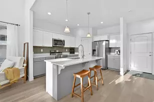 13897 S Canaan Peak Dr, Herriman, UT 84096 - Photo 10