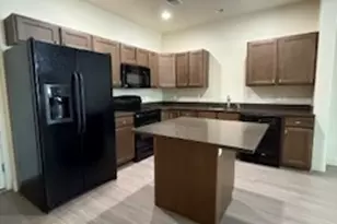 10398 S Clarks Hill Dr, South Jordan, UT 84009 - Photo 4