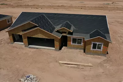 4452 W 75 S #6, Cedar City, UT 84720 - Photo 8
