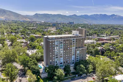 777 E South Temple S #8B, Salt Lake City, UT 84102 - Photo 32