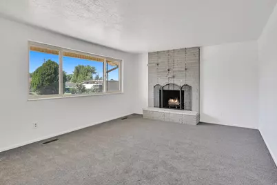 846 W 2400 N, Clinton, UT 84015 - Photo 4