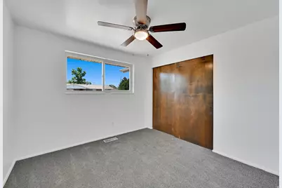 846 W 2400 N, Clinton, UT 84015 - Photo 22