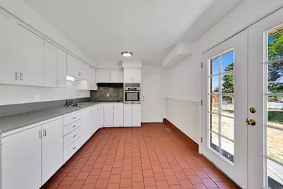 846 W 2400 N, Clinton, UT 84015 - Photo 12