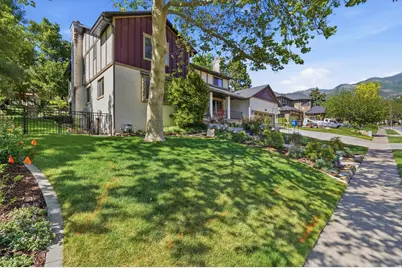 581 E Hods Hollow Dr N, Kaysville, UT 84037 - Photo 4