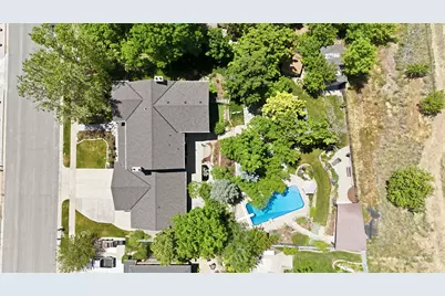 581 E Hods Hollow Dr N, Kaysville, UT 84037 - Photo 68