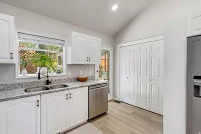 5248 S Clear Spring Ln E, Murray, UT 84117 - Photo 16