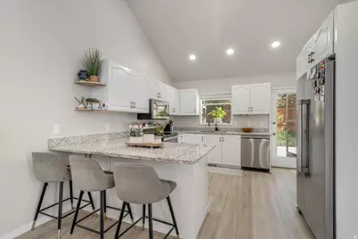 5248 S Clear Spring Ln E, Murray, UT 84117 - Photo 12