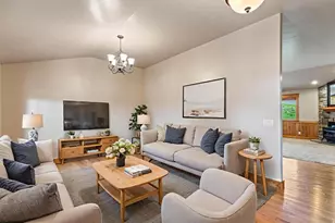 940 E Canyon Rd, Hyde Park, UT 84318 - Photo 10