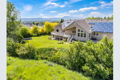 940 E Canyon Rd, Hyde Park, UT 84318 - Photo 34