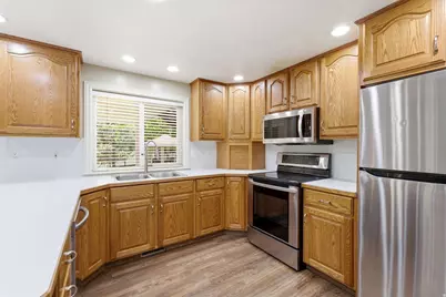 702 E 200 N, Kaysville, UT 84037 - Photo 58