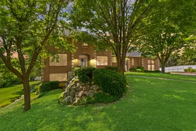 702 E 200 N, Kaysville, UT 84037 - Photo 2