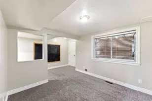 702 E 200 N, Kaysville, UT 84037 - Photo 66