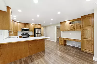 702 E 200 N, Kaysville, UT 84037 - Photo 56