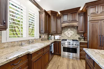 702 E 200 N, Kaysville, UT 84037 - Photo 16
