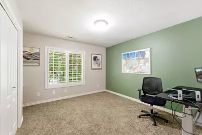 702 E 200 N, Kaysville, UT 84037 - Photo 46