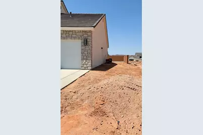 313 N 2805 W #410, Hurricane, UT 84737 - Photo 4